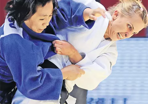 Alina Dumitru îşi doreşte să lăcrimeze la Londra, dar nu de tristeţe