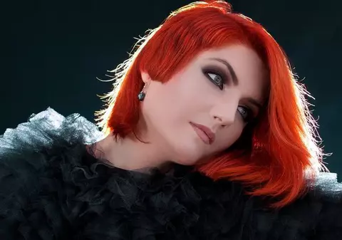 Alexandra Ungureanu cântă de 10 ani, dar nu are un ban pus deoparte. Uite ce face cu veniturile obținute!