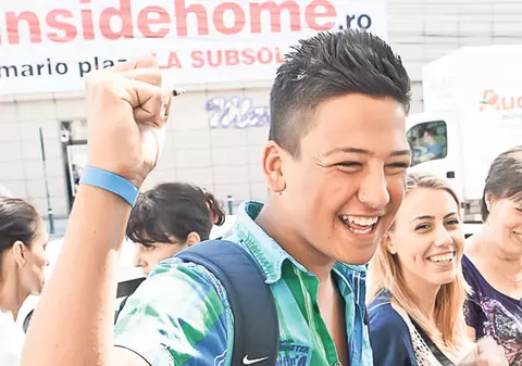 Proba scrisă la limba română nu le-a pus probleme absolvenţilor: a fost floare la ureche faţă de anul trecut