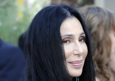 Cher şi-a anulat concertele din cauza unor probleme de sănătate