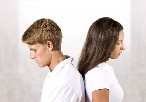 DIVORȚUL, CONTAGIOS?