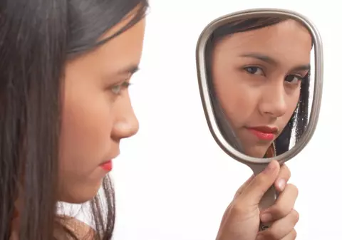 Acneea duce la suicid!