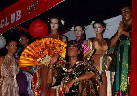 CELE TREI FEŢE ALE LUI MAZĂRE: spartan, sultan şi acum SAMURAI