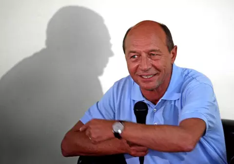 "NUŢI NU E CURVĂ!" CTP, despre tehnicile de MANIPULARE ale lui BĂSESCU