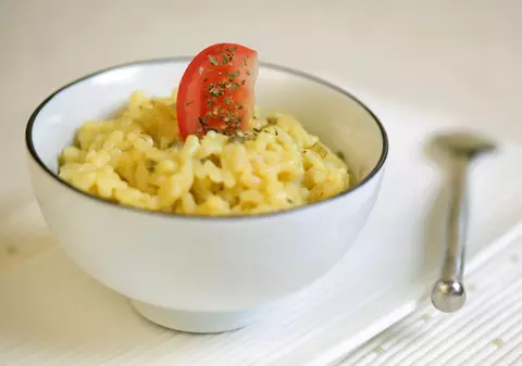 REȚETĂ | OREZ CU SPARANGHEL 