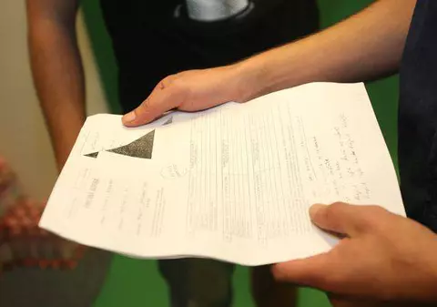 BACALAUREAT 2012 | Perlele care te fac să dai din râs în plâns: "Luceafărul s-a transformat într-un hipiot şi i-a zis Demiurgului că-l face cântăreţ" 