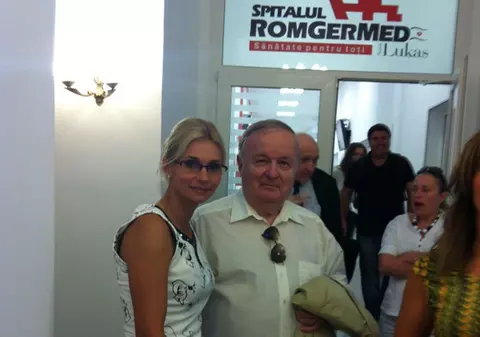 Ruxandra Dragomir şi Cristian Ţopescu s-au întâlnit la o clinică medicală de lux