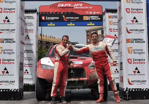 Căşuneanu jr., locul trei la o competiţie de raliu în Spania. Uite ce maşină a condus!