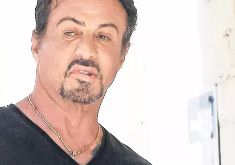 Familia starului acuză: "Stallone, tu eşti vinovat de moartea fiului tău"