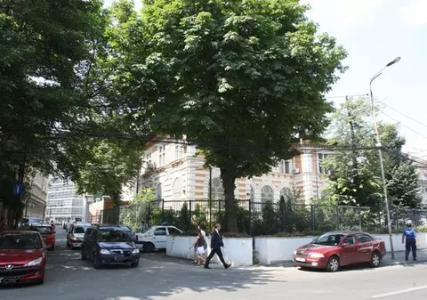 S-a redeschis circulaţia în jurul fostei Ambasade SUA din Bucureşti