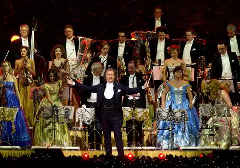 Cu 23.000 de bilete vândute în nici trei ore, Andre Rieu ANUNŢĂ AL TREILEA CONCERT ÎN ROMÂNIA