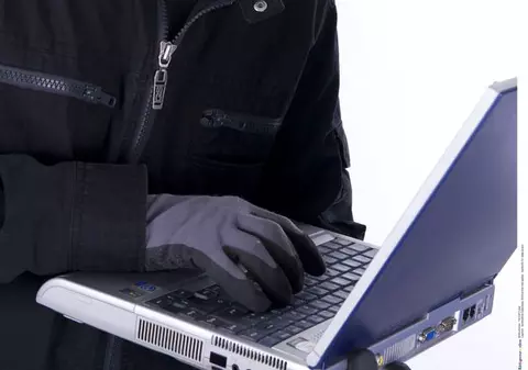 9 iulie 2012, ziua în care milioane de oameni pot rămâne fără internet din cauza unui virus