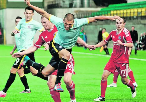 Emeric Ienei, fostul mare antrenor al Stelei, e dezamăgit de echipele româneşti din Liga Europa: «Suntem în picaj!»