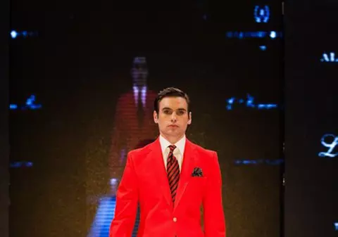Alexandru Ciucu propune sacourile in culori tari pentru sezonul toamna-iarna 2012-2013