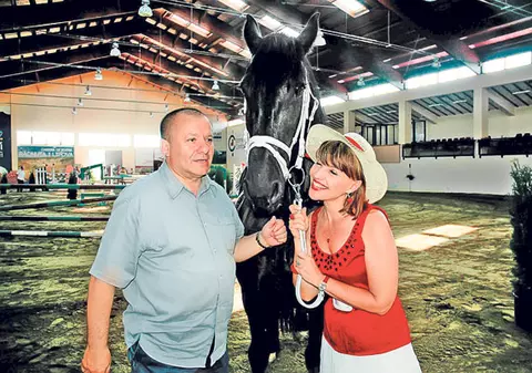 Marina Almăşan nu exclude posibilitatea de a avea un viitor cu milionarul George Cornu: «Dacă e scris să fim împreună, vom fi!»