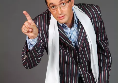 Dezbrăcatu', un mare pofticios. Este dispus să joace într-o reclamă pentru a mânca cât mai mult din produsul lui preferat! 