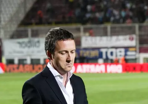 MM Stoica, agresat de suporterii slovacilor! A fost salvat de doi stelişti!