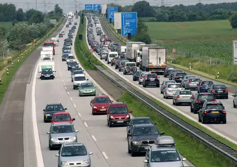 Nemţii, europenii care cumpără cele mai puternice maşini