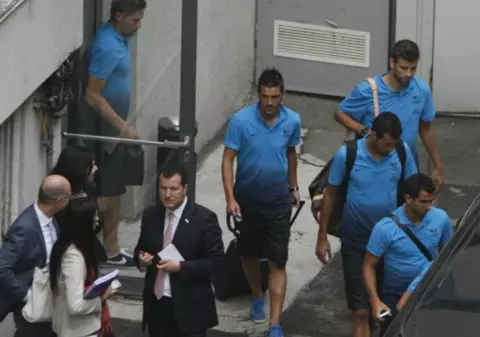 I-AM PRINS PE EXTRATEREŞTRI! Ce au încercat jucătorii Barcelonei să facă înainte de meci | VIDEO