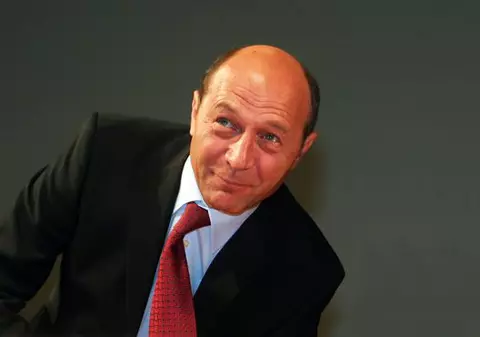 PIERDE BĂSESCU REFERENDUMUL? "Actualizarea listelor poate răsturna situaţia la Curte"