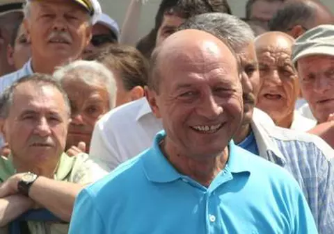 REACŢIA ÎNVĂLUITĂ ÎN MISTER a lui BĂSESCU, după anunţul CCR