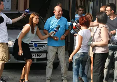 REACŢIA DURĂ a lui BĂSESCU, după ATACURILE NIMICITOARE ALE PUTERII