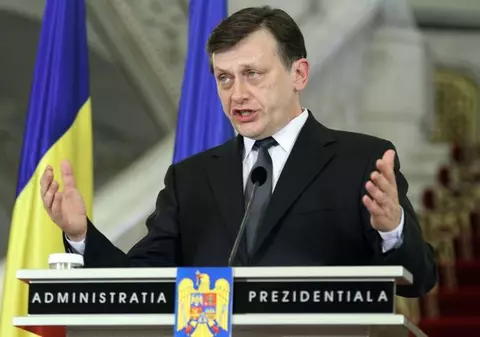 CTP, despre engleza lui Antonescu: "Este la nivelul Băzic Ingliş"