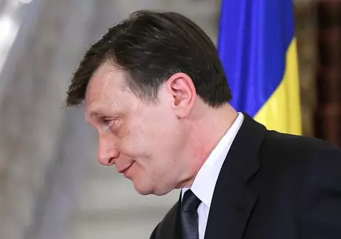 DEMISIA LUI CRIN ANTONESCU, IMINENTĂ? "NICI VORBĂ!" Cea mai aşteptată declaraţie, după ÎNTOARCEREA LUI BĂSESCU LA COTROCENI
