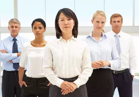 Există un judeţ în România unde sunt mai mulţi bărbaţi decât femei. Vezi care!