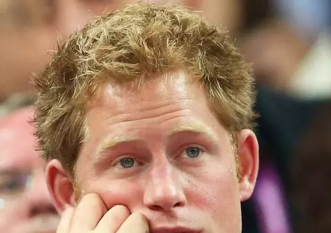 Noi detalii INCREDIBILE în cazul Prinţului Harry şi a pozelor în care apărea gol