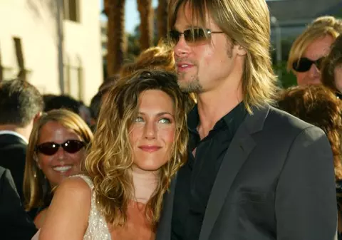 Brad a sunat-o pe Jennifer Aniston. Ar trebui să fie îngrijorată Angelina?