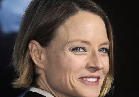 Jodie Foster o susţine pe Kristen Stewart după ce aceasta l-a înşelat pe Robert 