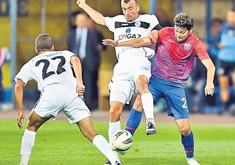 Steliştii, "înecaţi" cu GAZ la Mediaş