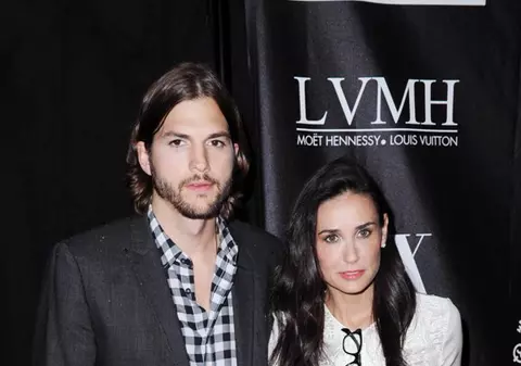 MOTIVUL pentru care Demi Moore şi Ashton Kutcher N-AU DIVORŢAT ÎNCĂ este INCREDIBIL!
