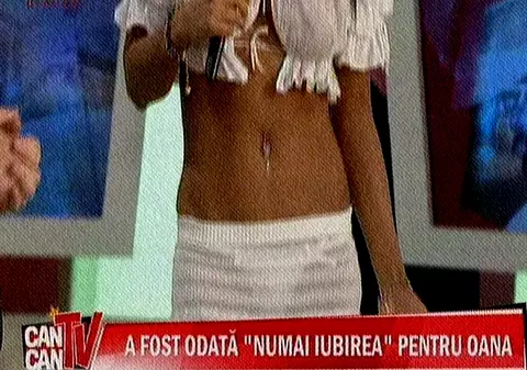 Oana Zăvoranu, aproape DEZBRĂCATĂ la TV: FĂRĂ SUTIEN ȘI CU CHILOȚII LA VEDERE | FOTO
