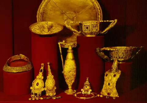 România nu a mai văzut de 100 de ani Tezaurul dus de comunişti la Moscova