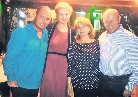 Petrecere cu repetiţie în familia lui Băse