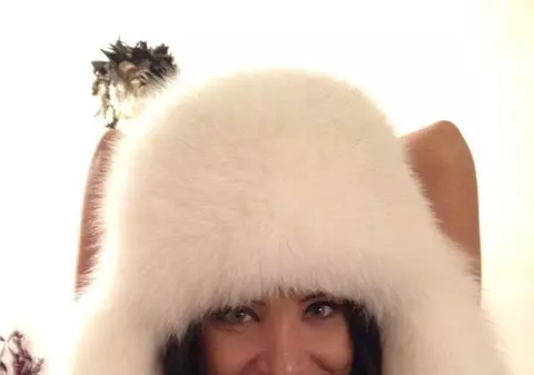 Pestriţa, cu vulpea-n cap! Iată fotografia cu care şi-a înnebunit fanii!