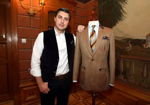 Alexandru Ciucu aduce în România cea mai fină lână din lume. Un metru costă 2.000 de euro!