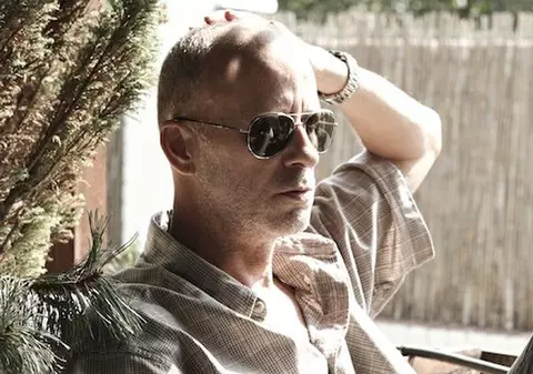 Cum și-a PIERDUT VIRGINITATEA Andrei Gheorghe