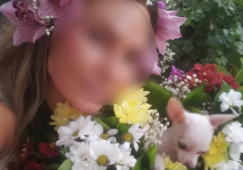 Anna Lesko, NEMACHIATĂ! Îţi place cum arată? | FOTO