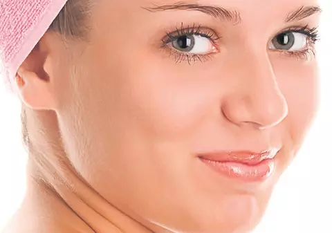 Măștile cu ulei de măsline opresc căderea părului