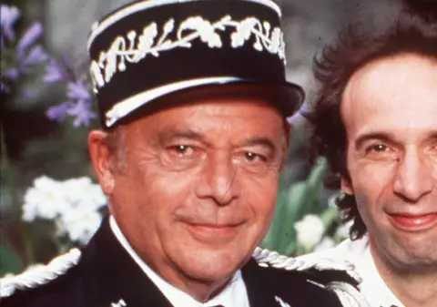 Actorul Herbert Lom, care a interpretat personajul Pantera Roz, a decedat