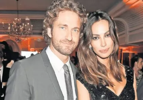 Mădălina Ghenea a pus mâna, din nou, pe un star de la Hollywood? Vezi de ce toată lumea crede că este iubita lui Gerard Butler!