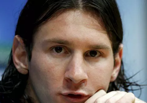 Catalanii îi propun ”contract pe viaţă” lui Messi