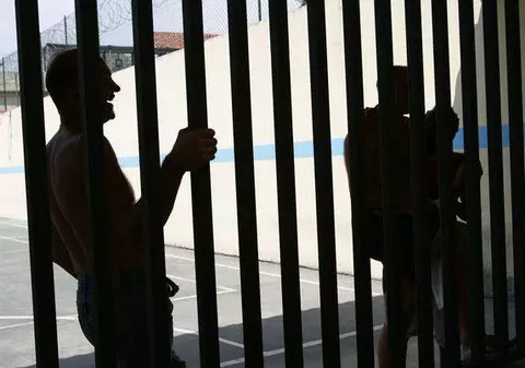 Anchete la Penitenciarul Colibaşi, după ce 12 puşcăriaşi s-au bătut în faţa gardienilor