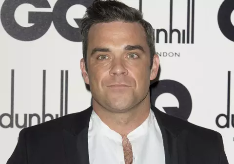 Robbie Williams le înnebuneşte pe femei! GESTUL IMPRESIONANT al solistului