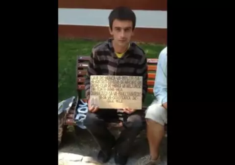 INCREDIBIL! Un român cerşeşte UN LOC DE MUNCĂ | VIDEO