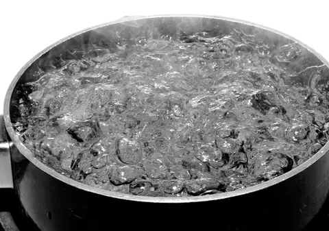 Un bucătar şi-a fiert soţia 4 zile