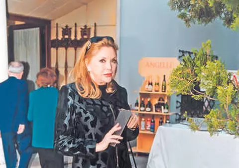 FAȚA NEȘTIUTĂ a Zinei Dumitrescu. Povestea unei vieți de succes!